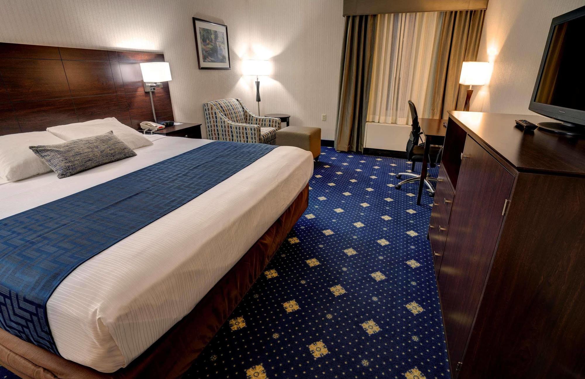 Baymont By Wyndham Groton/Mystic Hotel Ngoại thất bức ảnh